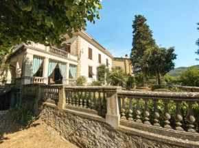 VILLA LYA